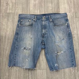 Men’s Levi shorts